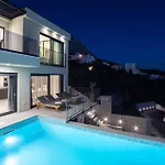 Beautiful In Holiday home *