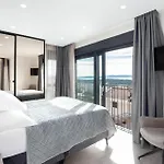 Beautiful In Holiday home *