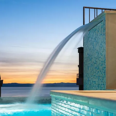 Cozy In With Outdoor Swimming Pool Holiday home